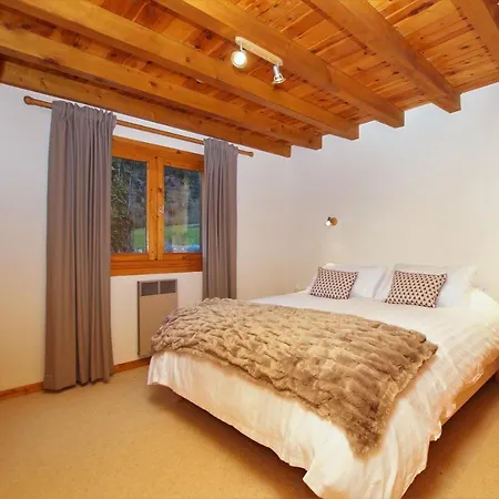 Du Pre Chalet *